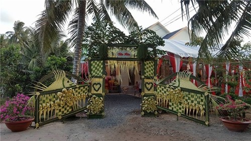 Tản mạn hình ảnh những cổng cưới bằng lá dừa cực chất